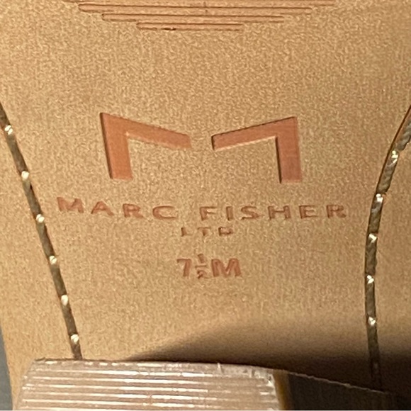 Marc Fisher Vashi Ankle Strap Sandals with Chunky Stacked Heel, Size 7.5 - Picture 6 of 10